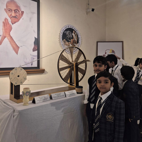 Gateway to the world (Kolkata Post Office Museum)
