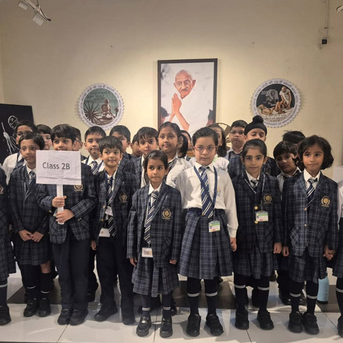 Gateway to the world (Kolkata Post Office Museum)