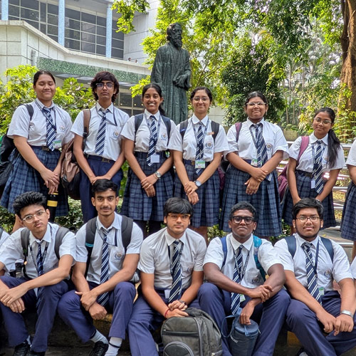 The Path to a World of Imagination (The National Library)