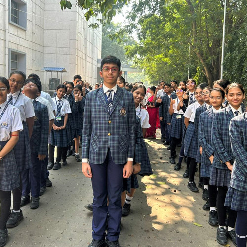 The Path to a World of Imagination (The National Library)